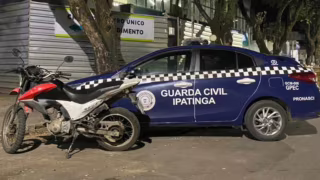 Guarda Municipal prende suspeito de adulterar placa de moto em Ipatinga