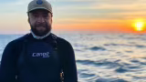 Surfista é atingido no coração por peixe-espada na Costa Rica