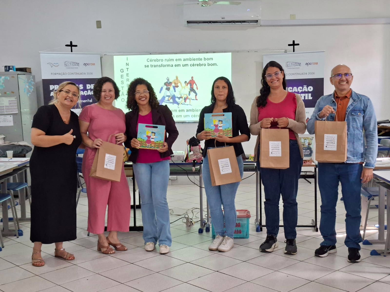 26.05 - Oficina debate transição da educação infantil para fundamental
