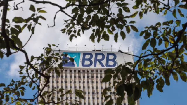 Comissão do Senado convoca presidente do BRB para explicar operações com Banco Master
