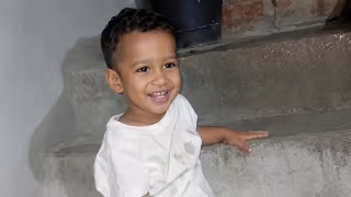Bebê de 1 ano e 9 meses morre após corte no pescoço provocado por linha com cerol em Contagem