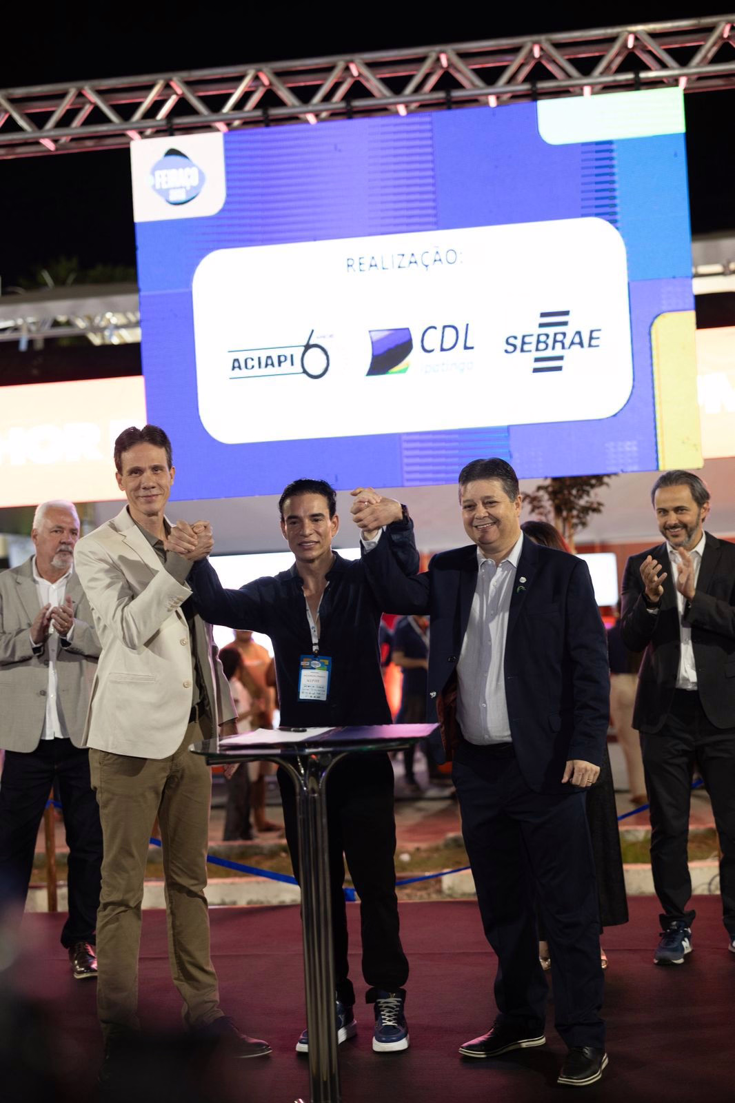 Diretores do CDL, Aciapi e o empresário Anderson Franco