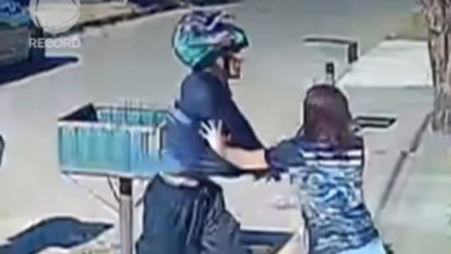 Homem morre após ser baleado ao abordar ex-companheira com facão em Goiânia