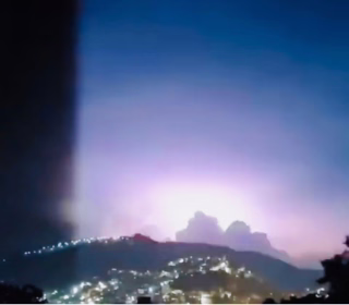 Tempestade de raios assusta moradores de Manhuaçu, na Zona da Mata de Minas Gerais