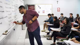 MG tem cerca de 53,3 mil adolescentes de 15 a 17 anos fora da escola, aponta Sind-UTE/MG