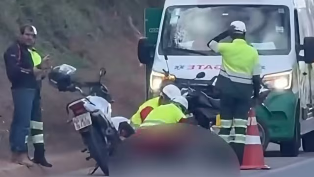 Motociclista fica ferido em acidente na BR-116, perto da balança de pesagem, em Caratinga