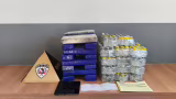 PM apreende 16 barras de maconha e 324 frascos de lança-perfume em Manhuaçu