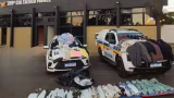 Trio é preso na BR-050 com mais de R$ 50 mil em roupas furtadas de shopping de Uberlândia