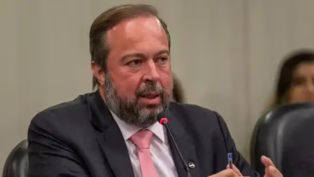 Governo quer levar ao CNPE proposta para elevar mistura de etanol na gasolina de 30% para 32%