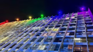 STM ilumina sede com arco-íris pela 1ª vez em 218 anos em homenagem ao Orgulho LGBTQIA+