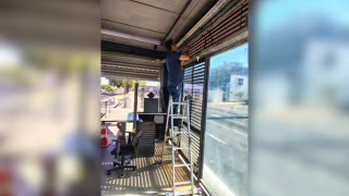 Prefeitura pede reforço da PM após furtos e vandalismo em estações do BRT de Uberlândia