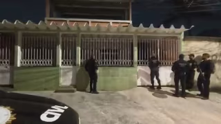 Polícia Civil faz operação contra rede de roubos e desmanche de carros no Rio e em Nova Iguaçu