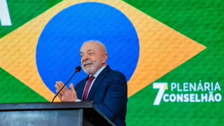 Lula diz que déficit primário de 0,20% do PIB não provoca crise e critica mercado financeiro
