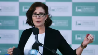 Corte de Cassação da Itália nega extradição de Carla Zambelli e cita dúvida sobre Moraes