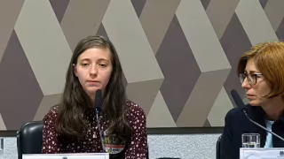 Filha de casal condenado por homeschooling faz apelo no Senado por regulamentação no Brasil
