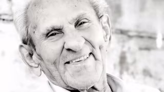 Influenciador Vovô Anésio morre aos 88 anos após parada cardiorrespiratória