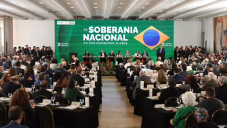 Sindicatos da Polícia Civil de MG repudiam fala de Lula sobre devolução de celulares roubados