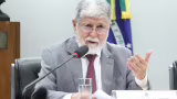 Celso Amorim alerta em Portugal que concentração da IA pode aprofundar desigualdades e enfraquecer democracias