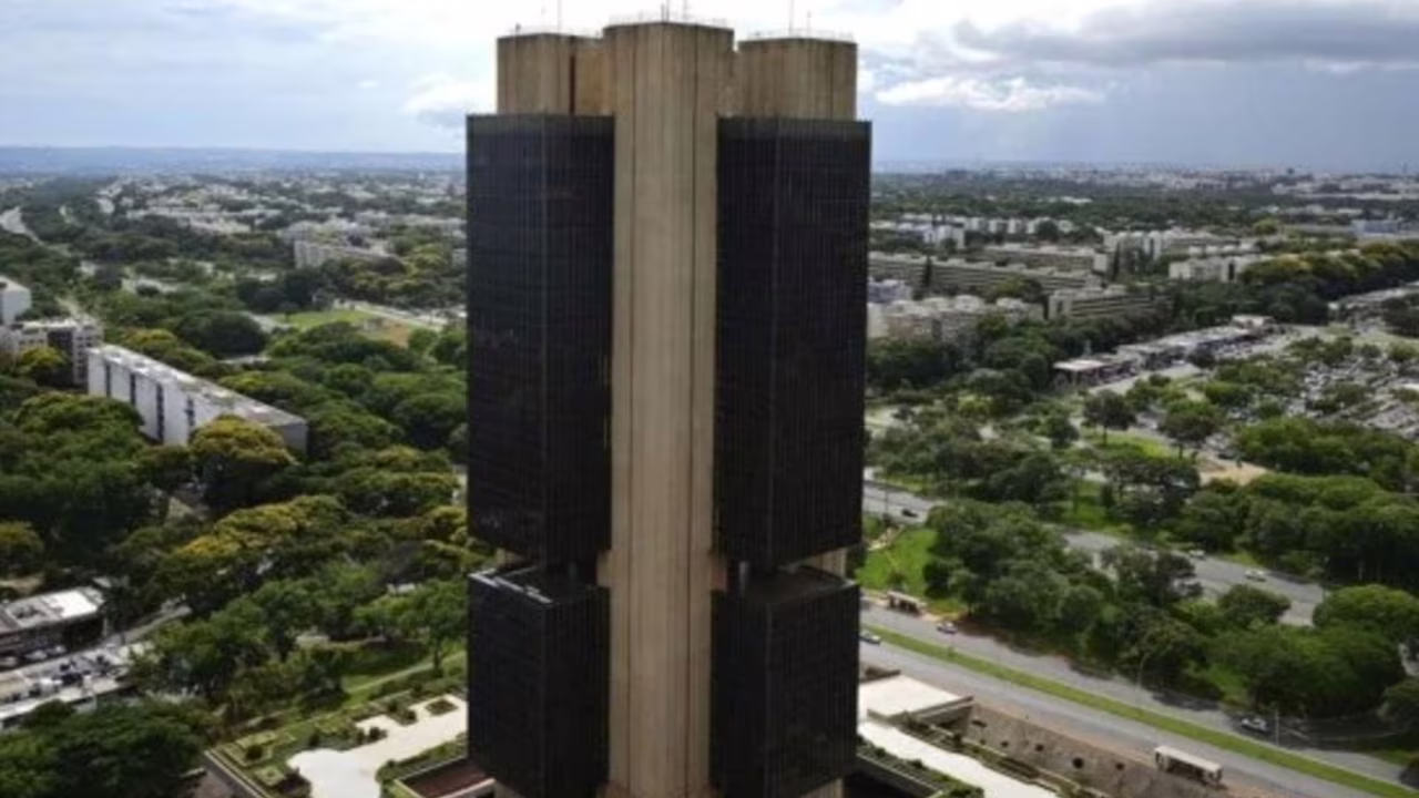 Projetos de interesse do BC devem ficar para depois das eleições