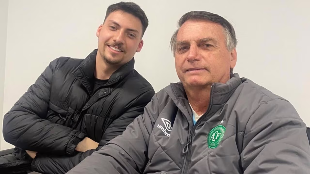 Jair Renan e Jair Bolsonaro (