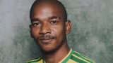 Meia Jayden Adams, da África do Sul e do Mamelodi Sundowns, morre aos 25 anos