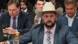 Paralisação de caminhoneiros pressiona Senado a votar MP do piso do frete