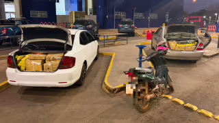 Receita Federal intercepta 600 quilos de maconha em carros na Ponte da Amizade