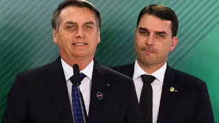 Moraes suspende por 90 dias visitas de Flávio Bolsonaro a Jair Bolsonaro