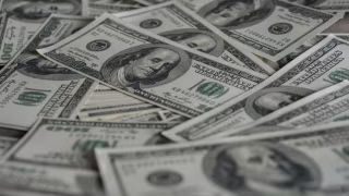 Dólar abre em queda e é negociado perto de R$ 5,11 nesta terça-feira