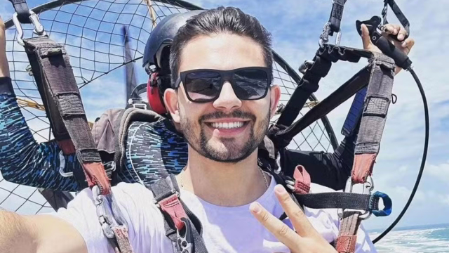 Aluno de aviação de 27 anos morre após trote do ‘banho de óleo’; instrutor é detido