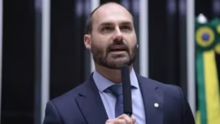 PF recomenda demissão de Eduardo Bolsonaro por abandono de função