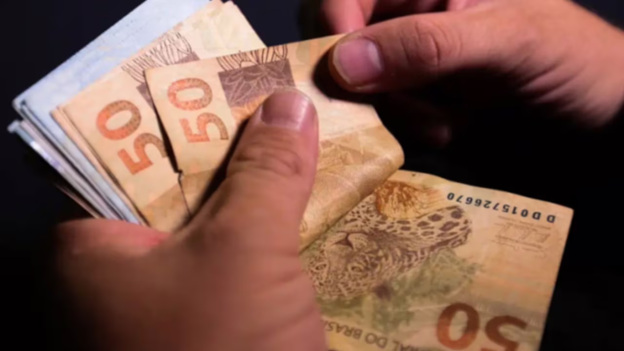 Governo Lula altera medidas para ampliar crédito e estimular renegociação de dívidas