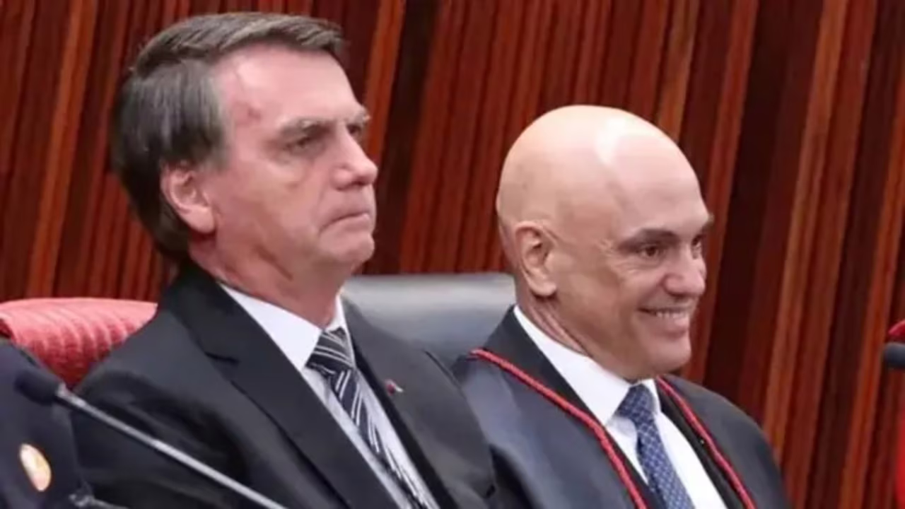 Moraes manda PGR se manifestar sobre restrições a visitas de Bolsonaro.