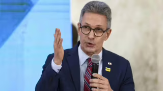 Romeu Zema defende IA no Judiciário e redução gradual de juízes no país