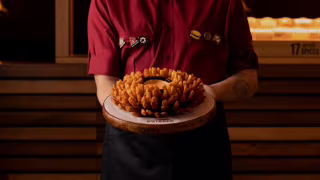 Outback abre mais de 80 vagas para nova unidade em Uberaba; veja cargos e requisitos