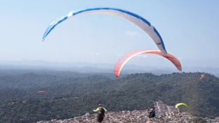 Festival estreia rampa de voo livre e atrai pilotos a Timóteo, MG