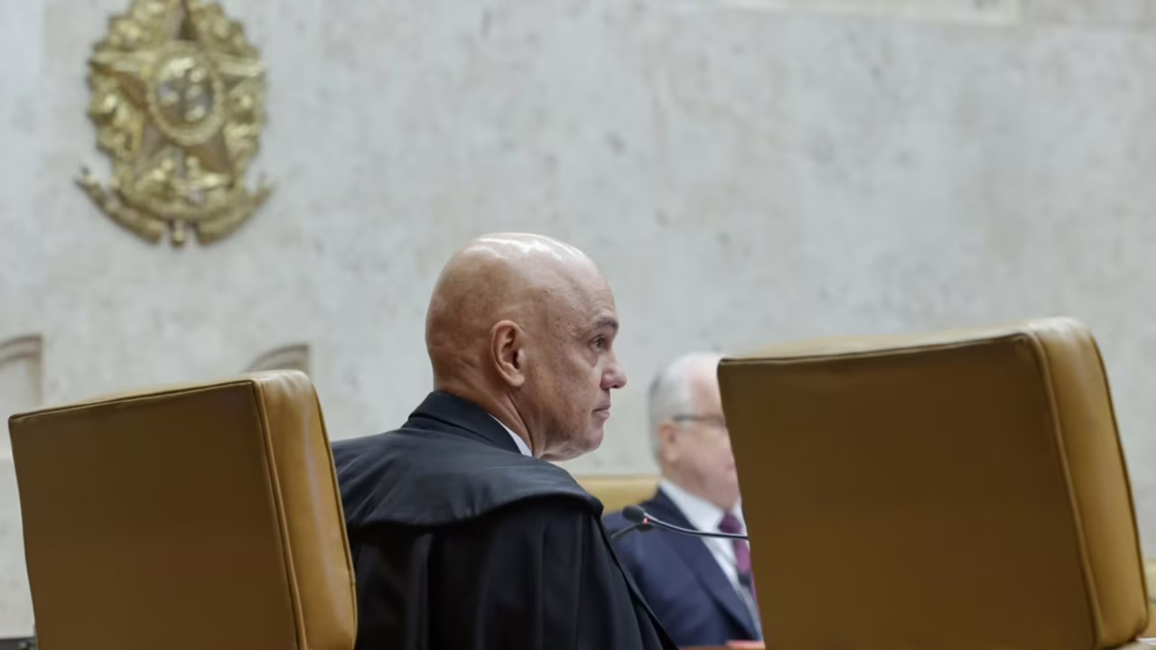 Relatório da PF sugere que Vorcaro consultou Moraes sobre cerco da PF ao Master