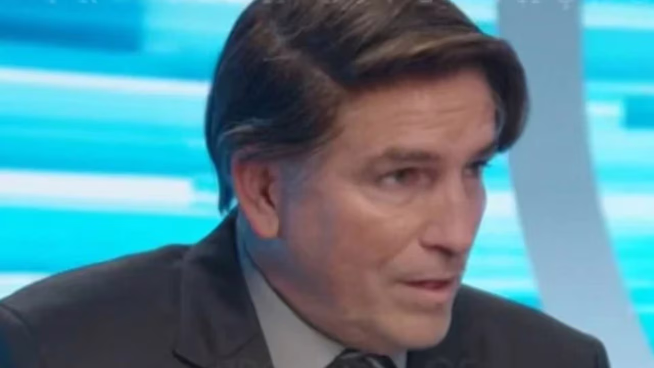 Jim Caviezel em cena de 'Dark Horse', filme sobre Jair Bolsonaro
