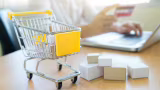 Compras na Shein, AliExpress e Temu terão menos imposto? Entenda a mudança aprovada pelo Congresso