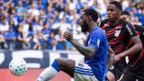 Cruzeiro bate Athletico-PR por 3 a 1 no Mineirão e fica a um ponto do G5