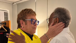 Elton John chama Gilberto Gil de lenda em reencontro no Rock in Rio 2026