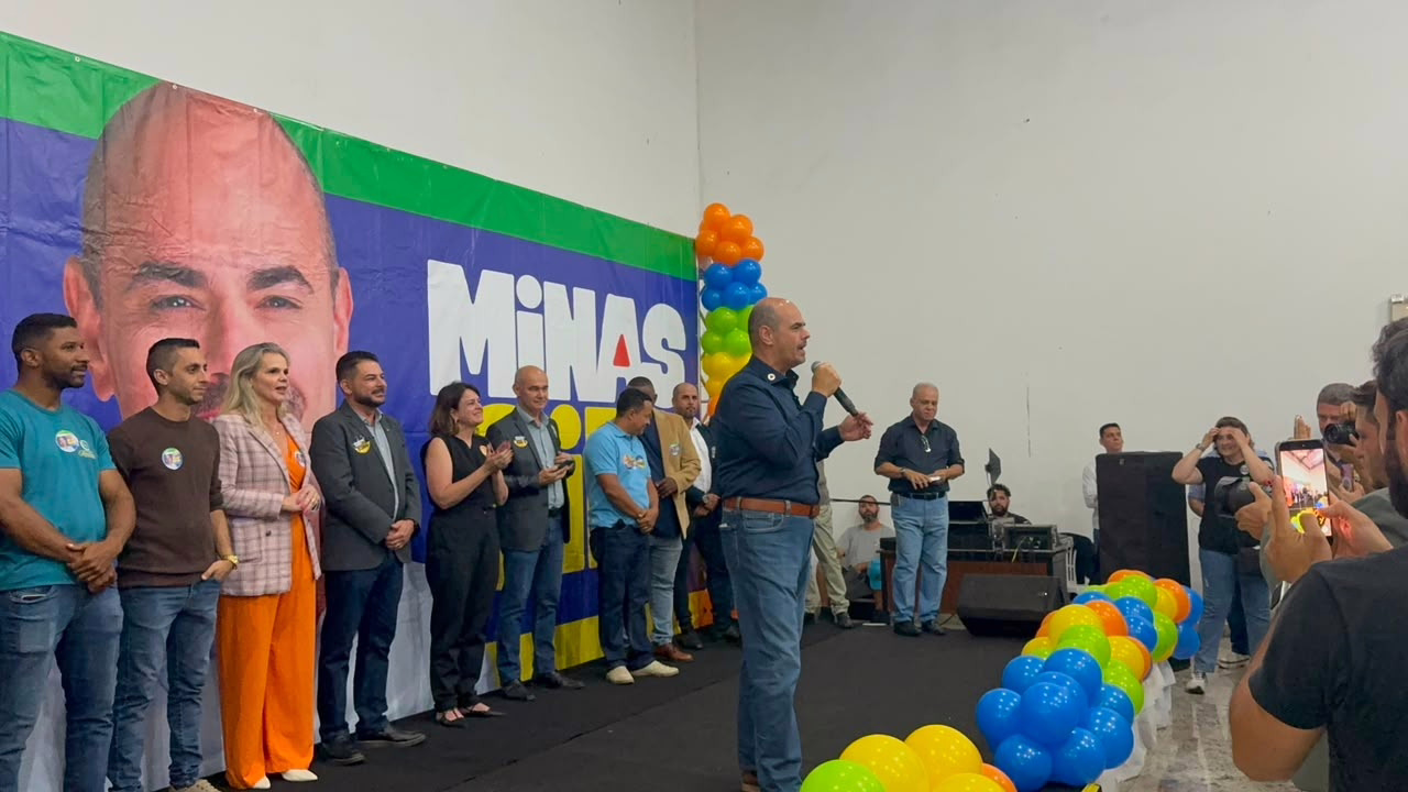 Evento reuniu apoiadores nesta quarta-feira (9); mobilidade urbana e abastecimento de água estiveram entre os assuntos apresentados ao governador e candidato à reeleição.