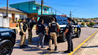 Dois homens são presos suspeitos de planejar assalto a idoso em Castro, Paraná