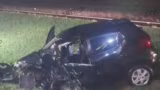 Homem morre em batida frontal entre dois carros na Carvalho Pinto, em Jacareí