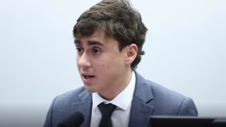 Nikolas Ferreira defende afastamento de Moraes durante julgamento no STF