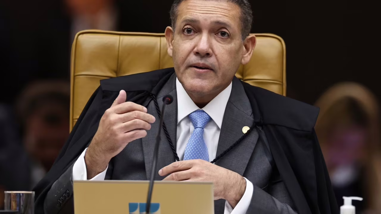 O ministro Kassio Nunes Marques, do STF, e seu filho, são citados em diferentes episódios envolvendo Daniel Vorcaro