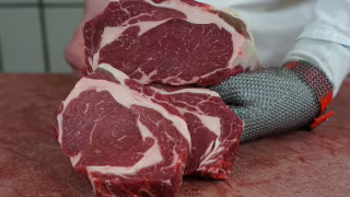 China aplica tarifa extra de 55% à carne bovina brasileira após cota ser esgotada