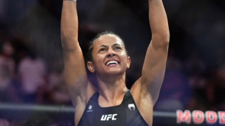 Mineira Natália Silva disputa cinturão vago do UFC neste sábado, nos EUA