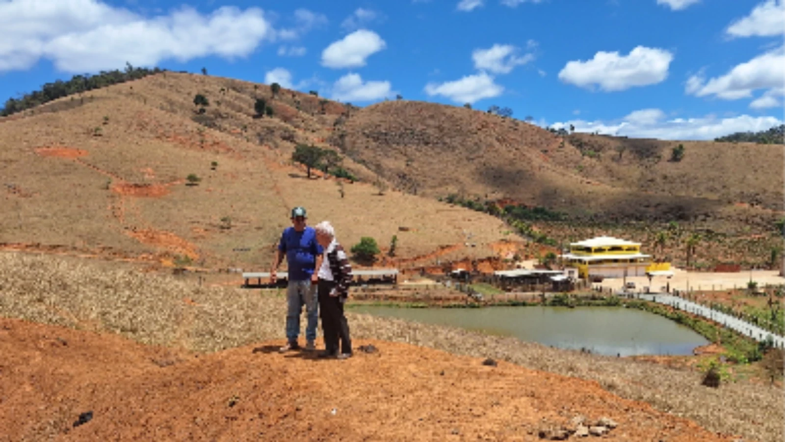 Agricultores de Bom Jesus do Galho transformam chuva em reserva contra a seca