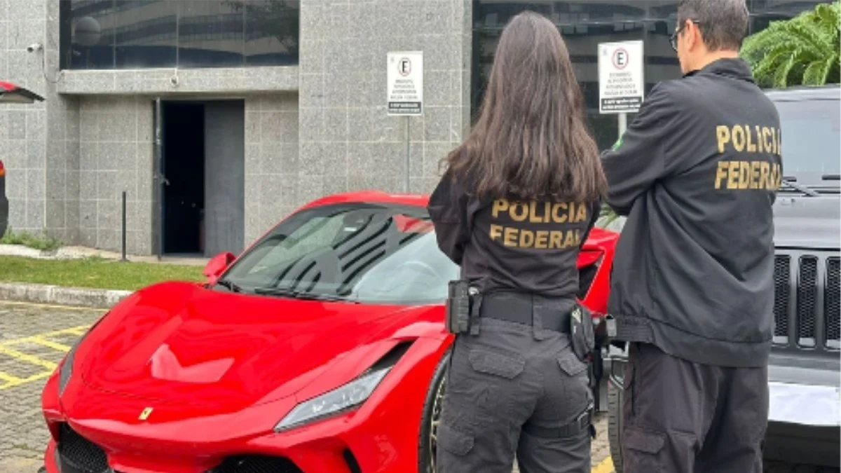 Polícia Federal apreende R$ 28 milhões em carros de luxo na 'Farra do INSS'